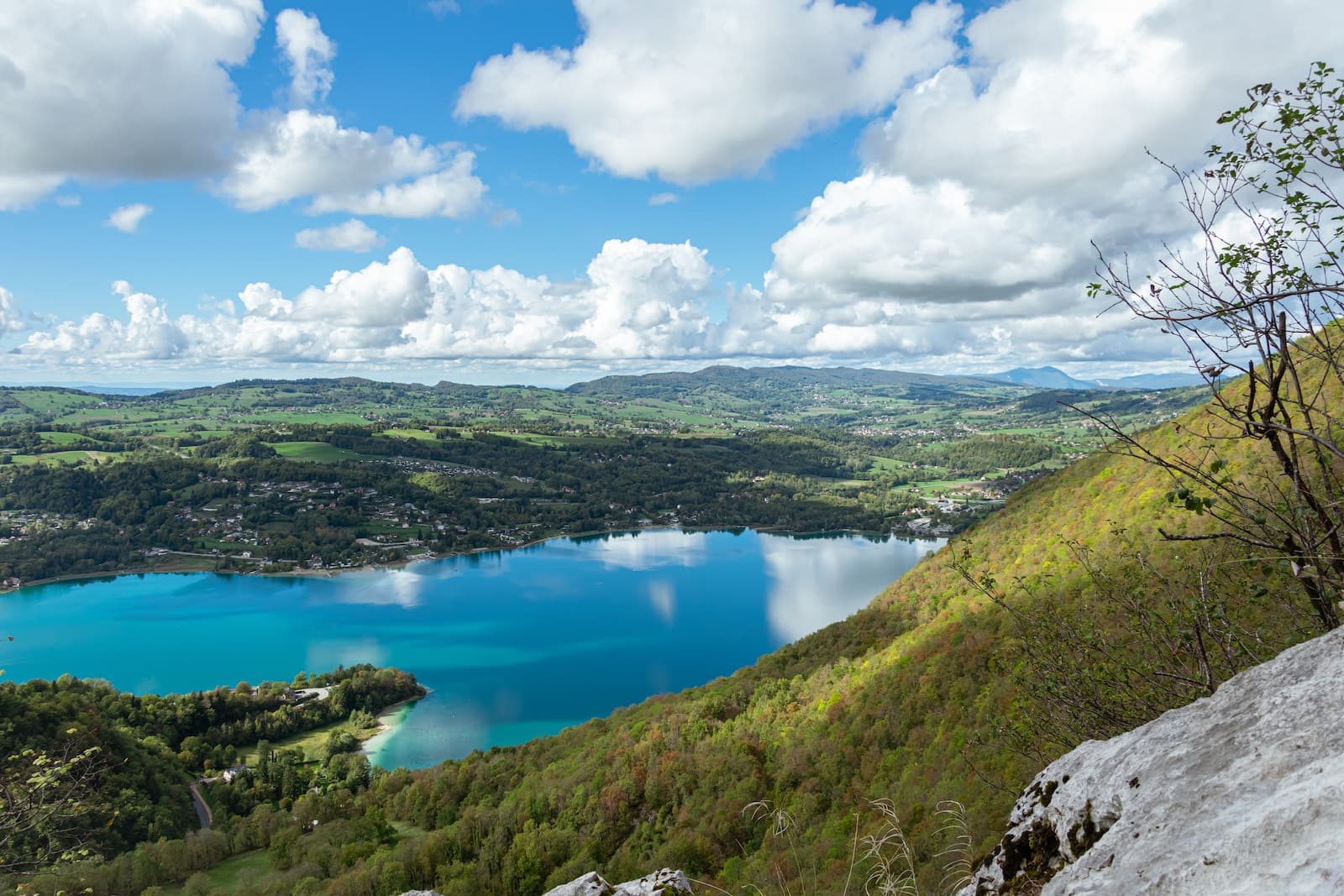 Les 5 meilleures destinations pour un séjour bien-être en montagne en été