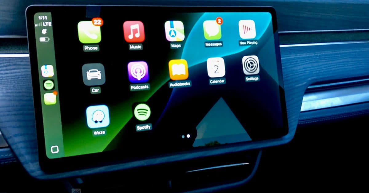 carplay et fonctionnalités avancées débarquent dans les véhicules rivian avec l’accessoire innovant ev play