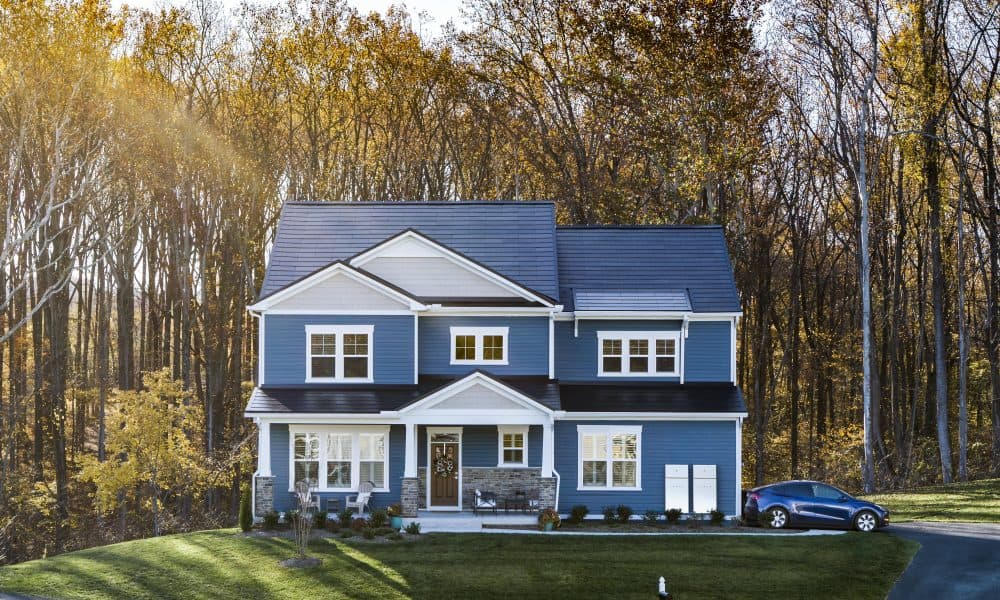 Tesla relance son toit solaire avec l’essor de Giga New York : innovations et futur durable
