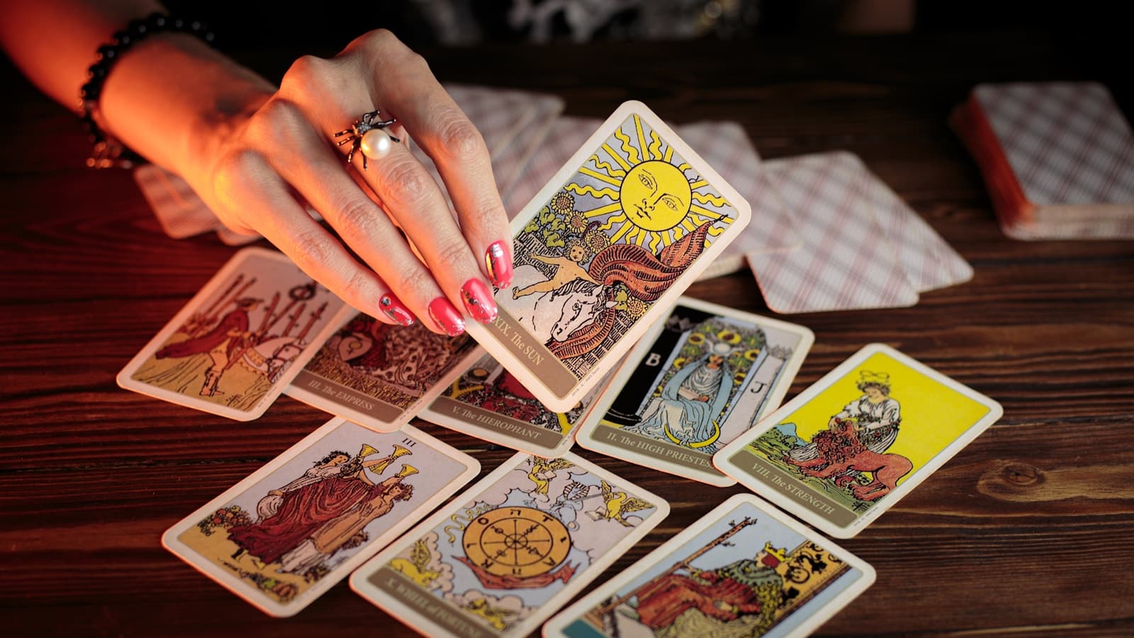 Tarot de Marseille : comment les tirages prédictifs fonctionnent vraiment ?