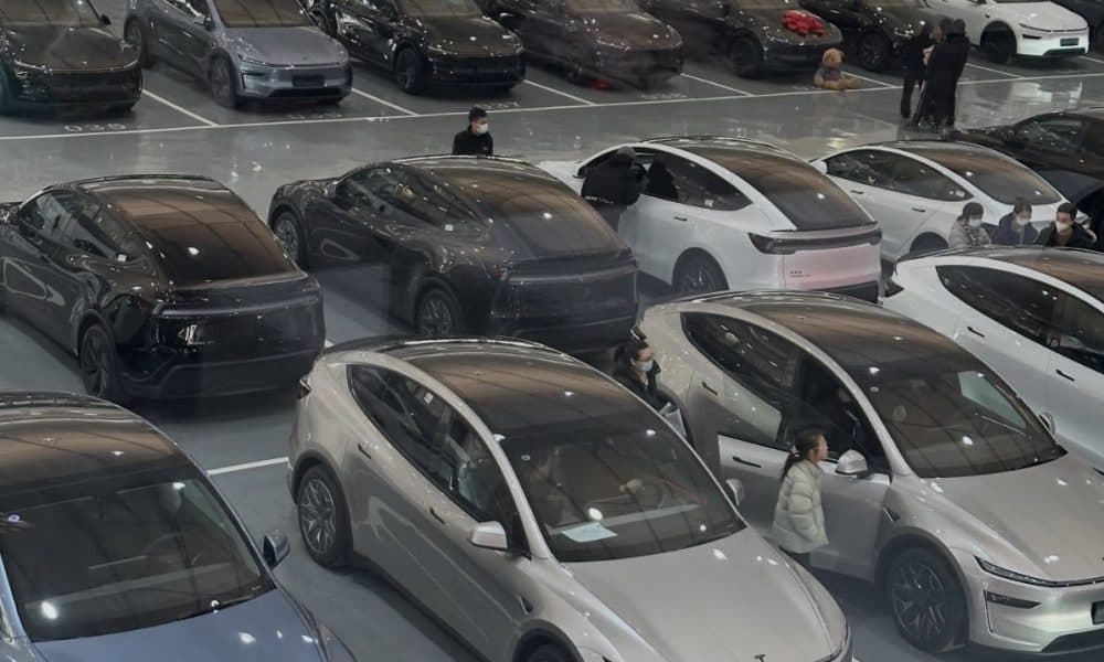 Tesla en Chine : les centres de livraison débordent d’activité à l’approche de 2025