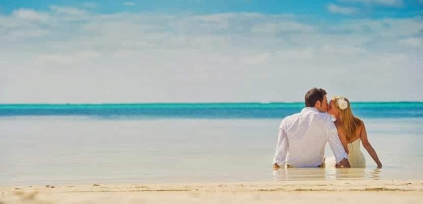 Luna de miel de rêve : conseils et destinations pour un voyage inoubliable