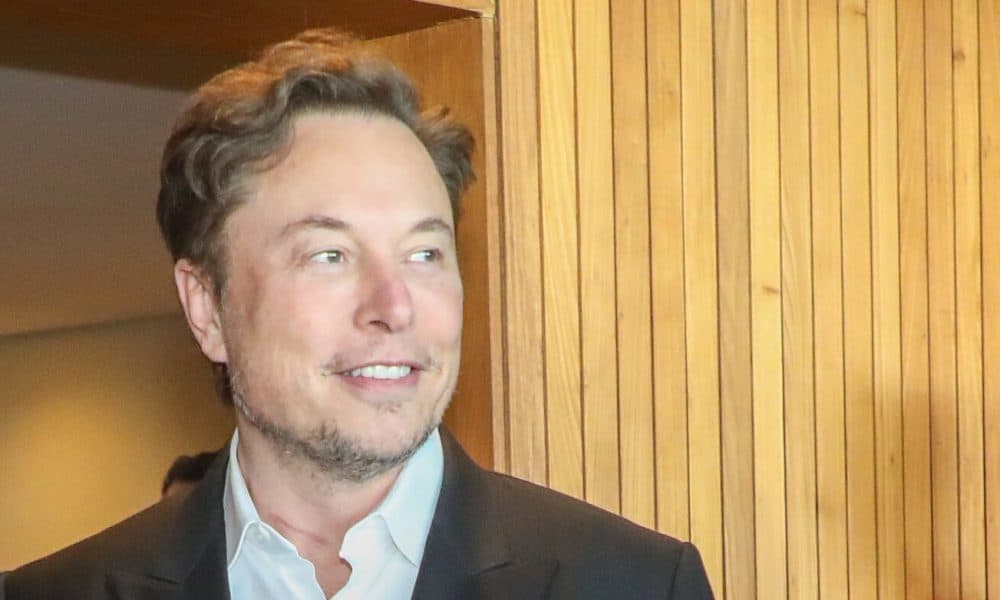 Elon Musk’s X adopte une stratégie de mises à jour logicielles inspirée de Tesla pour une expérience utilisateur améliorée