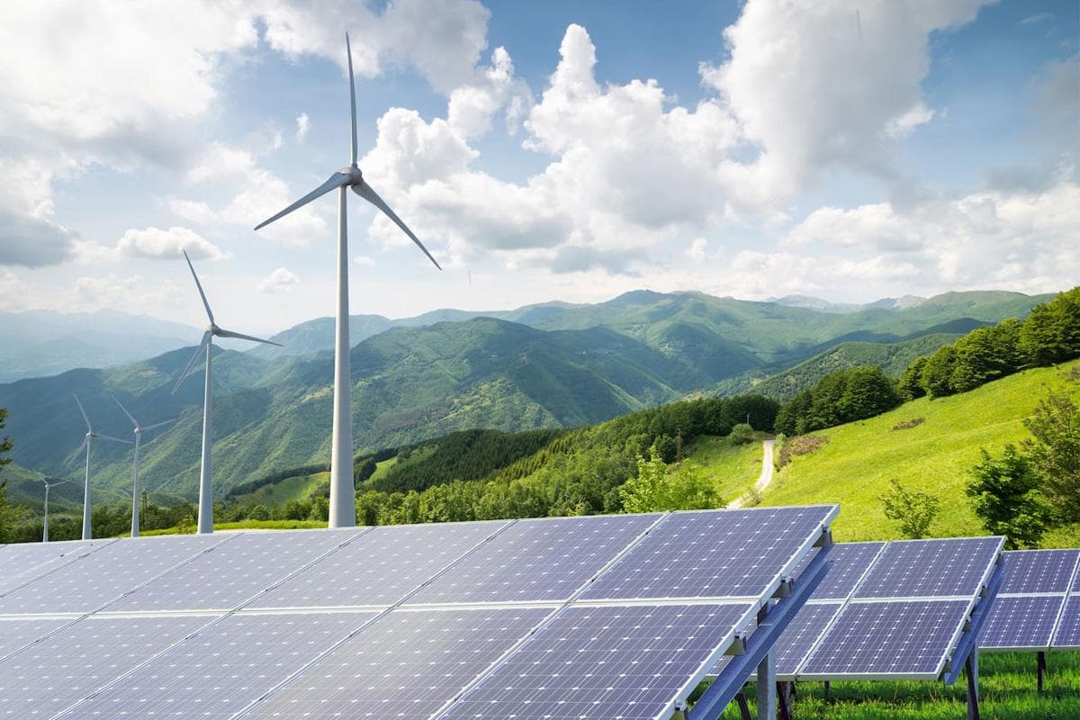 Énergie renouvelable stable : clés et tendances pour un avenir durable tout au long de l’année