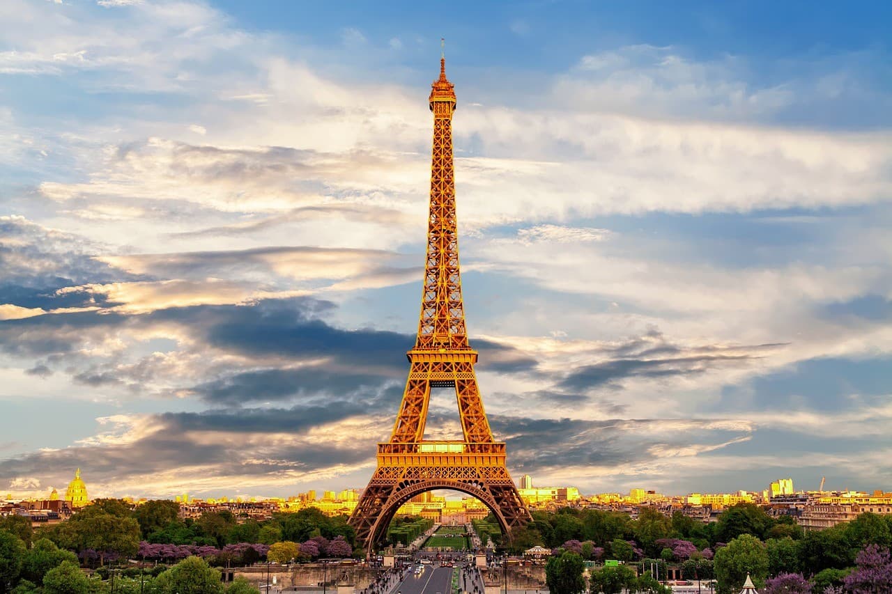Pourquoi Paris demeure le rêve incontournable pour tous les voyageurs en quête d’un voyage mémorable