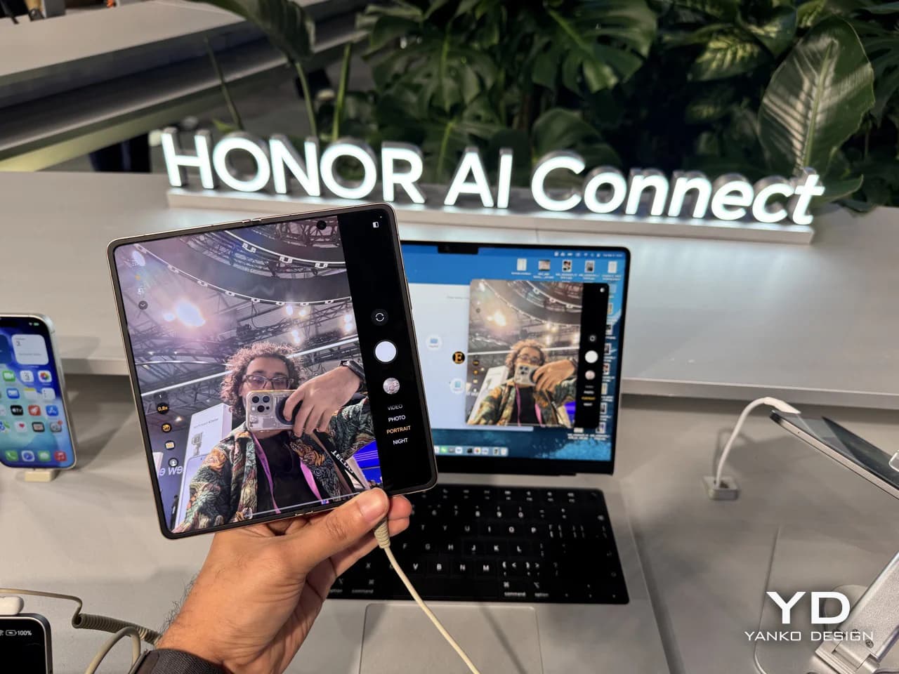Découvrez Comment Faire Fonctionner Android sur un MacBook et Airdropper Vers iPhone : Une Astuce Inédite de MWC!