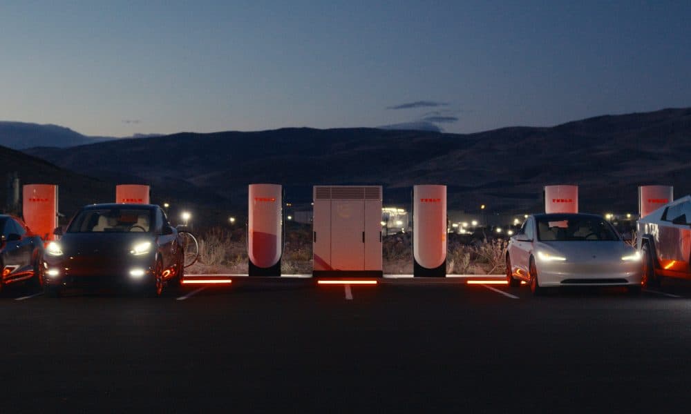Tesla dévoile son projet de superchargeur géant en Australie pour révolutionner la recharge électrique