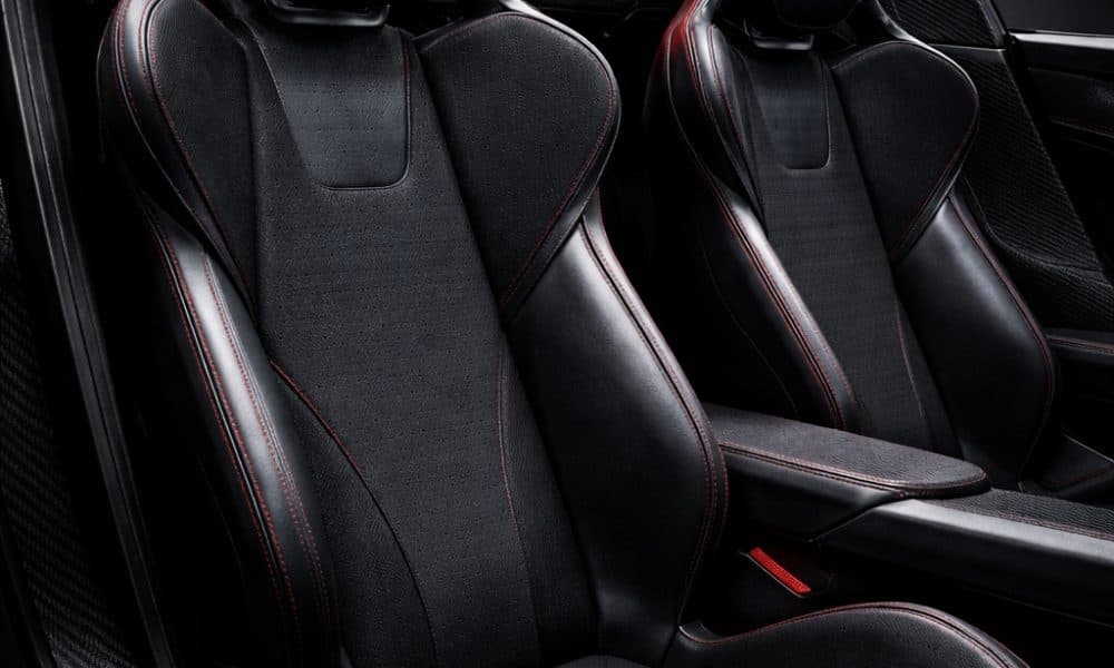 Tesla Roadster : innovations surprenantes avec un redesign audacieux des sièges avant la révélation