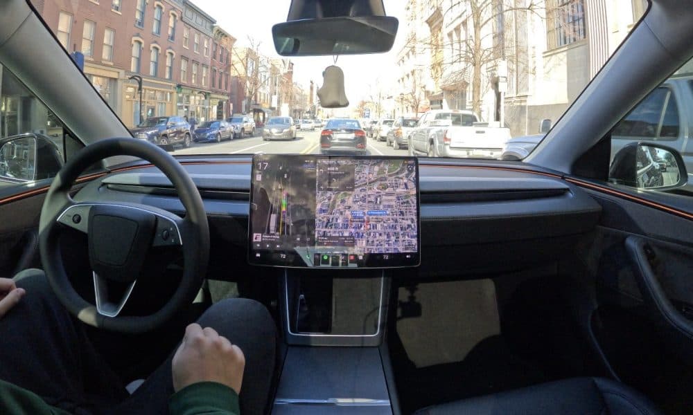 Tesla FSD : une polémique sur le licenciement ravive le mépris pour les véhicules électriques