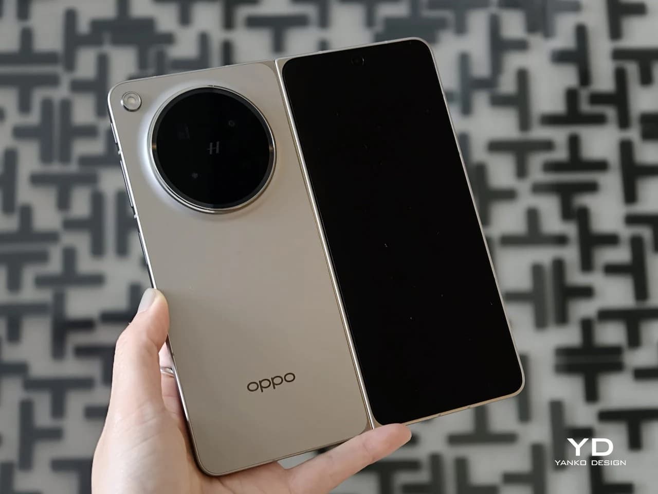 Oppo Find N6 : Découvrez Pourquoi C’est le Meilleur Smartphone Pliable du Moment !