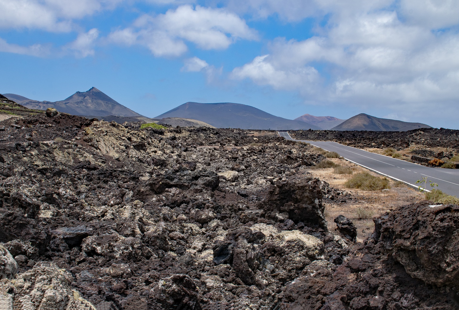 Tourisme volcanique aux Îles Canaries : la force de la nature ! - plare. parc national de timanfaya