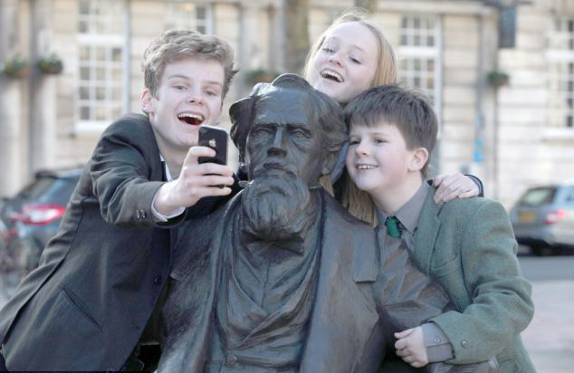 Selfie historique littérature Plare