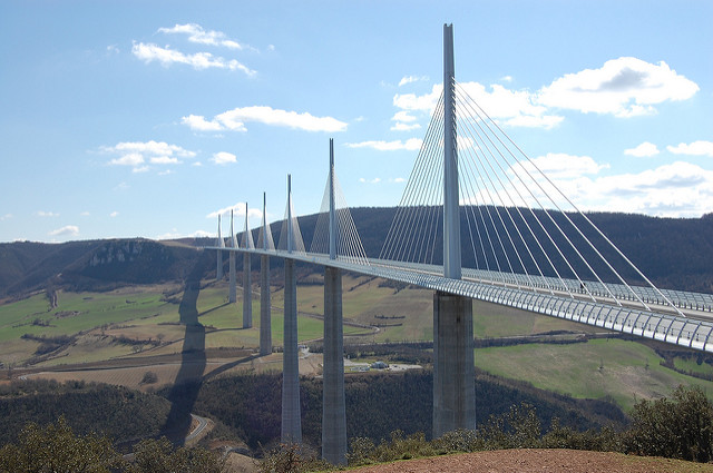 Top 10 des plus beaux ponts et viaducs de France ! - plare. Viaduc de Millau