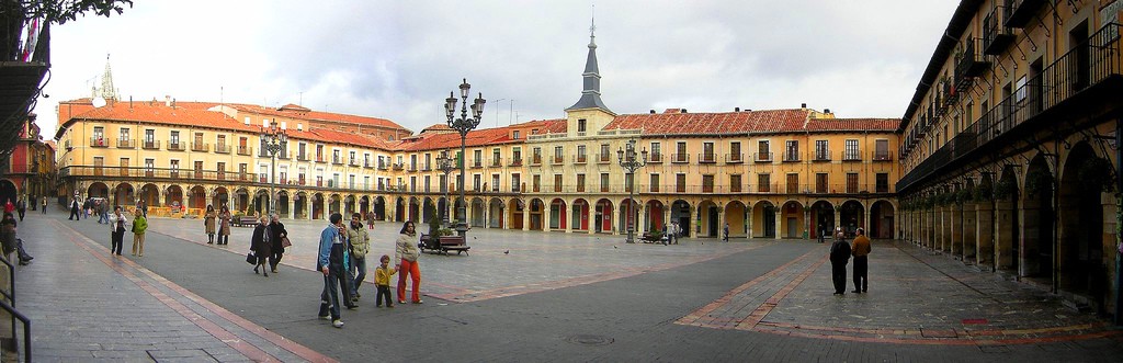 belle laces d’Espagne place espagne