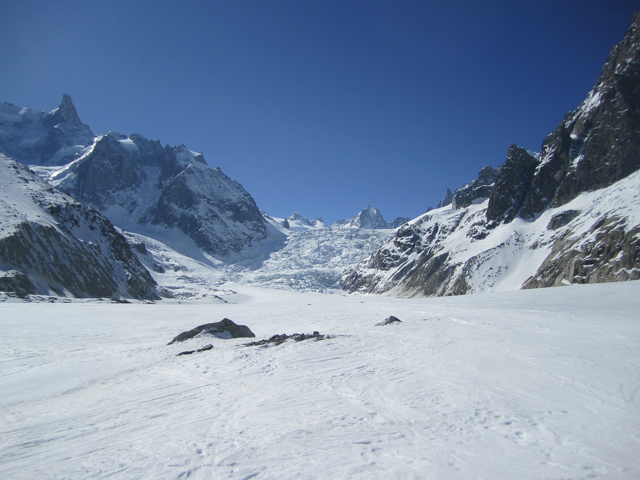 Entre Aiguilles Rouges et Mont Blanc : Chamonix - plare. chamonix 185256 1280 - plare.