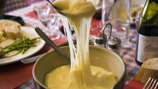 Top 8 des clichés sur l’Auvergne les Auvergnats ! - plare. Aligot