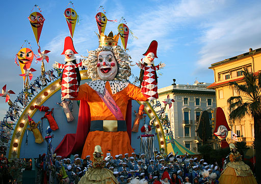 Vos vacances au soleil en Toscane - plare. Carnaval de Viareggio