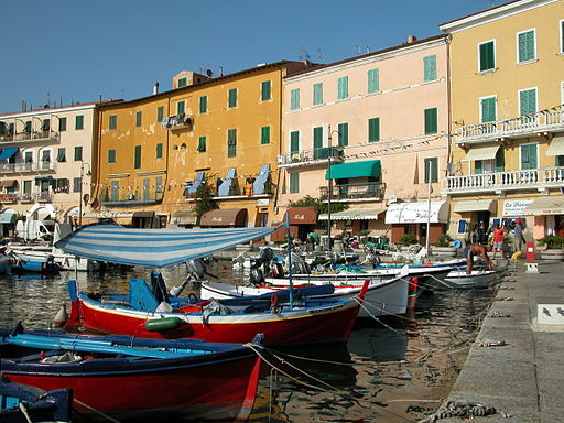 Vos vacances au soleil en Toscane - plare. Port de Portoferraio