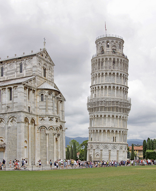 Vos vacances au soleil en Toscane - plare. Cathédrale de Pise et la tour penchée