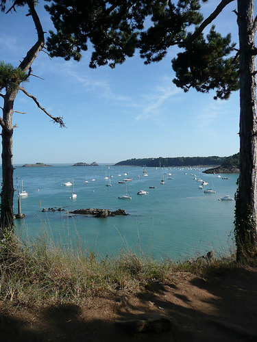 Pourquoi partir en vacances à Cancale ? - plare. Chemin des douaniers - Flickr - david humo