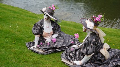 Le carnaval de Venise, un événement insolite! - plare. cf - Miguel Discart costume masque