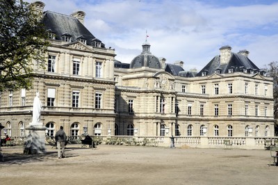 cf-dr_tr Palais