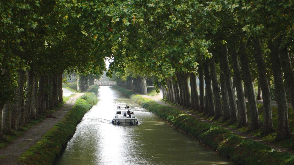 Partez en vacances dans le Languedoc-Roussillon, culture et soleil au rendez-vous ! - plare. canal_du_midi_021