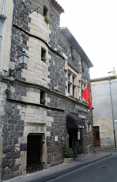 Que voir et que faire aux alentours de Vias ? - plare. 386px-Vias_maison_ancienne