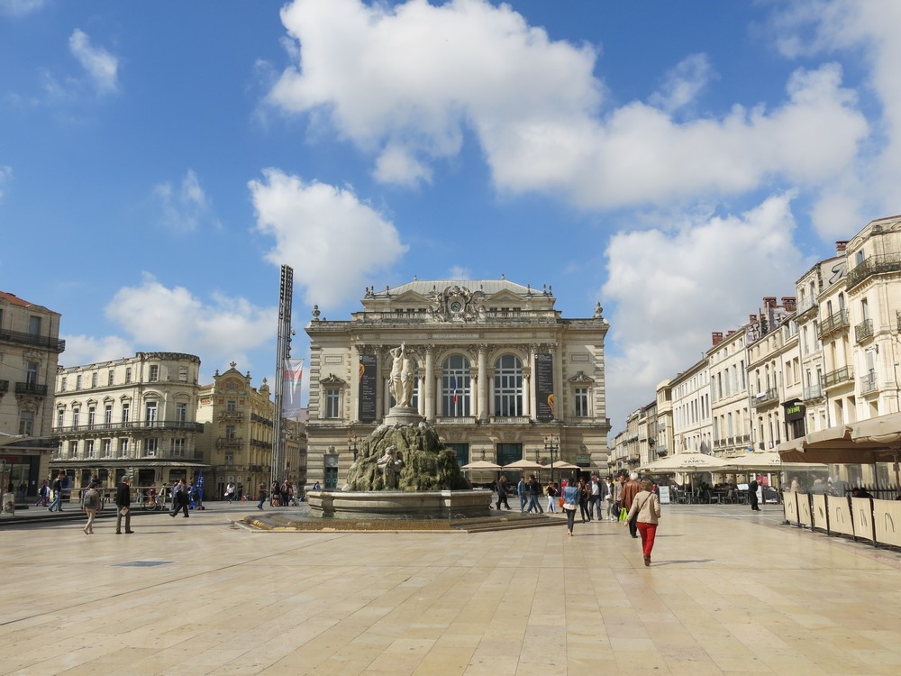 Top 10 des endroits à visiter en Languedoc-Roussillon - plare. cf - Peter - place de la comédie
