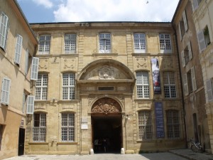 Les 10 raisons de visiter Aix en Provence ! - plare. crédit photo- flickr -ell brown