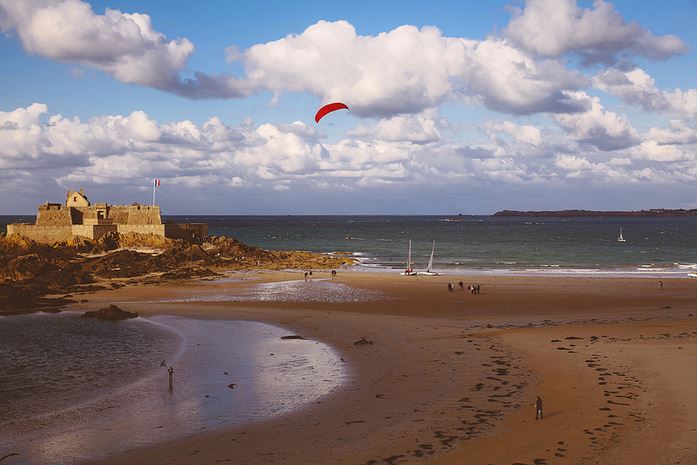Que voir absolument en Bretagne ? - plare. Saint Malo - cristian bortes
