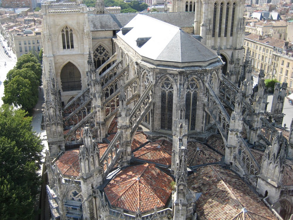 Une vue de la tour Pey-Berland à Bordeaux