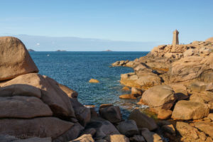 Visiter la Bretagne en 10 jours : que faire? - plare. Côte de Granit Rose@GeorgeDement Flickr - plare.