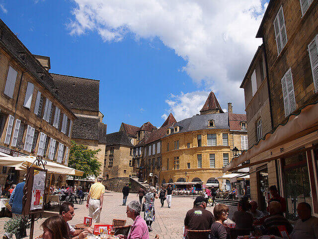 Comment passer de bonnes vacances en Dordogne : ce que vous devez absolument voir ! - plare. que faire Dordogne