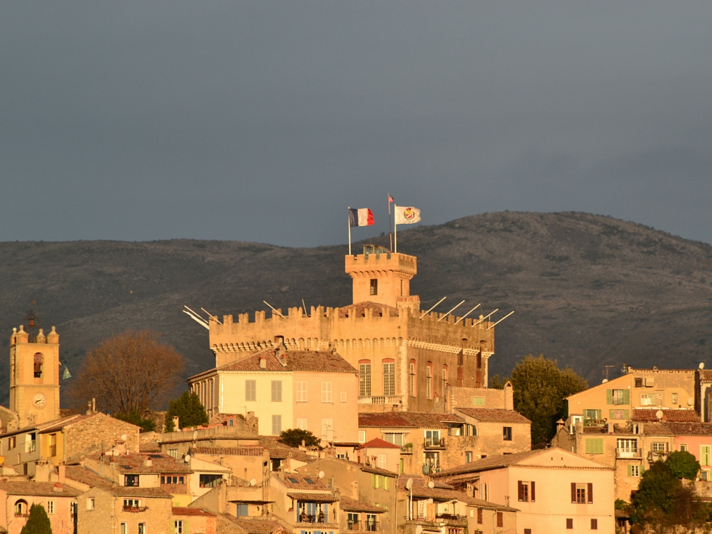 Cagnes sur Mer : La destination idéale pour des vacances en famille ! - plare. Cagnes sur Mer