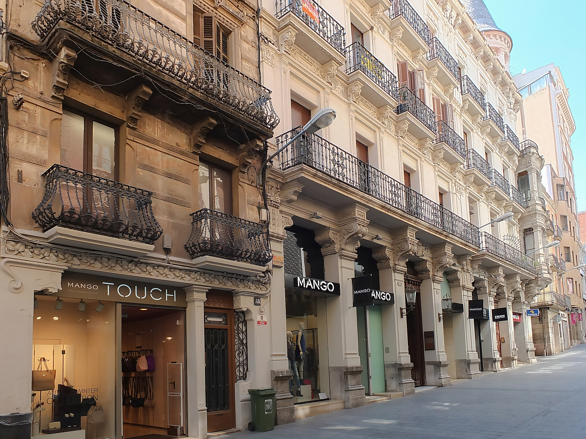 Qu’est-ce qui fait de Reus une ville exceptionnelle ? - plare. boutiques REUS