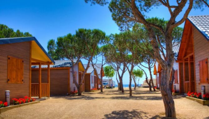 Camping Bon Repos - Costa Barcelona - Santa Suzanna