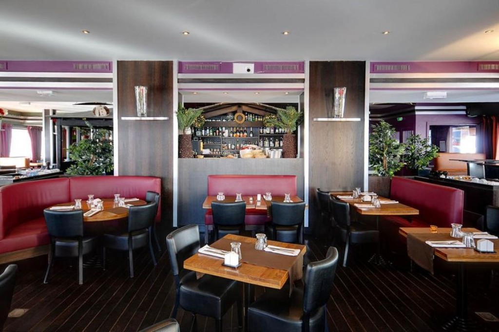 Restaurant Le cocon des neiges @Les Menuires OT