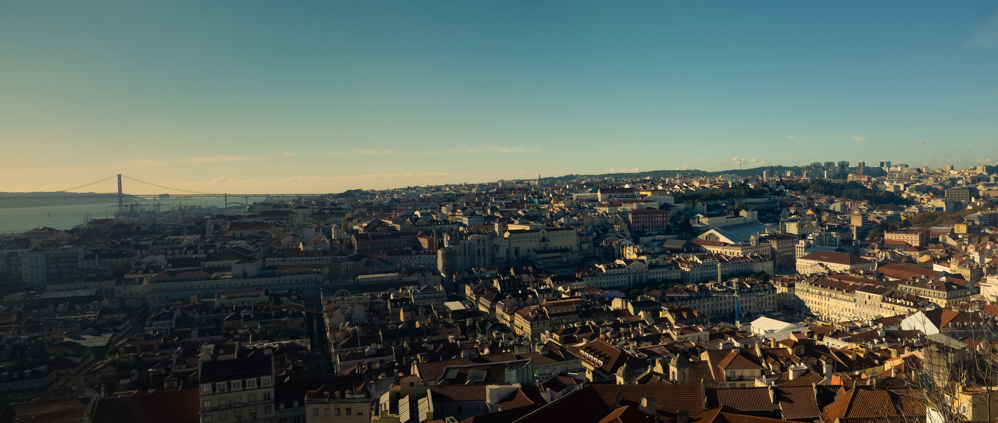 Vue d'ensemble sur Lisbonne. Crédit photo @Arden - Flickr