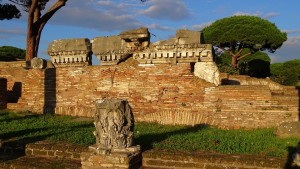Ruines d'Ostia en Italie @Neufal54 - Pixabay