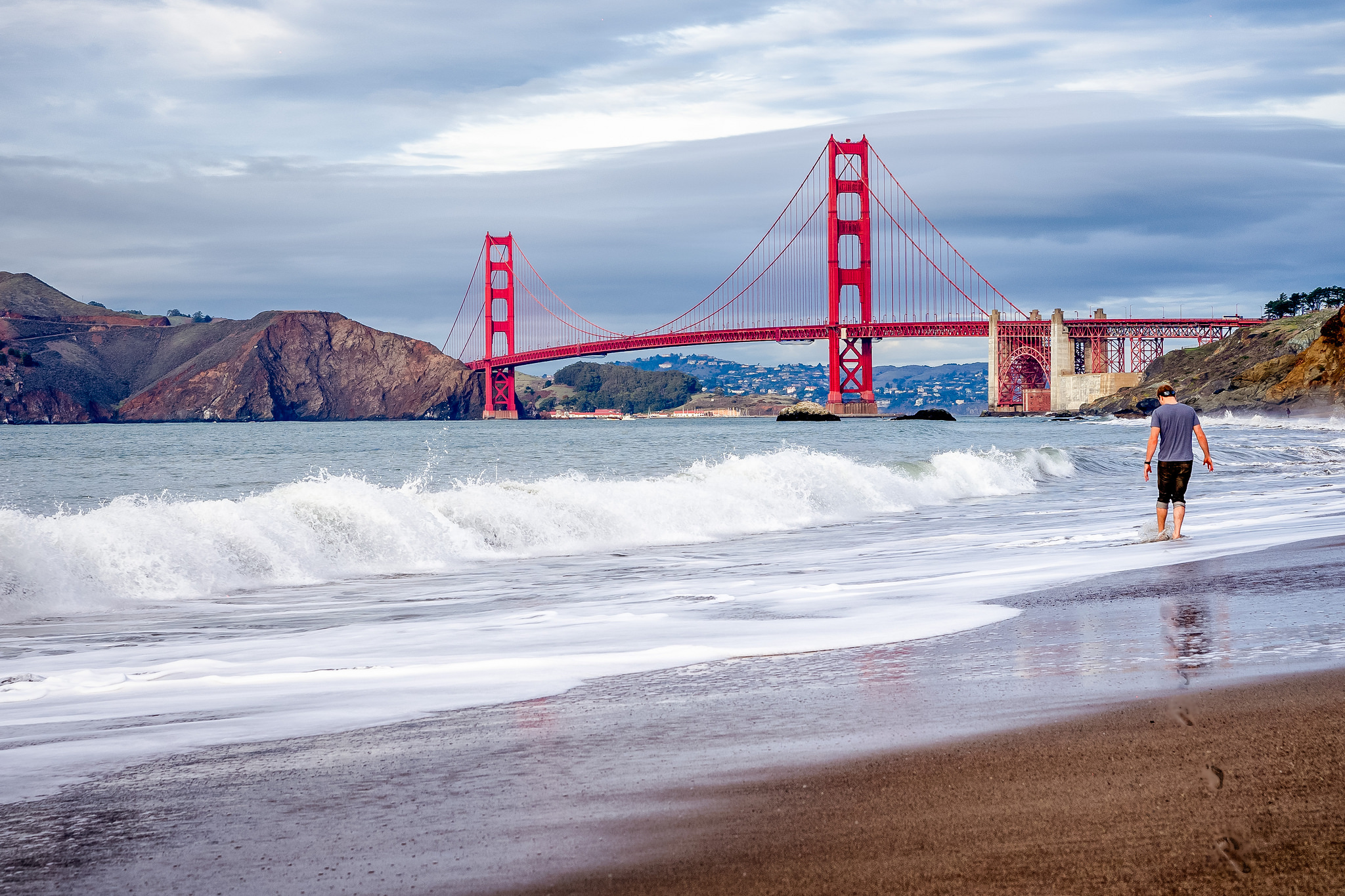 Le Golden Gate Bridge, pont rouge emblématique de San Francisco. Crédit photo @gags9999 - Flickr