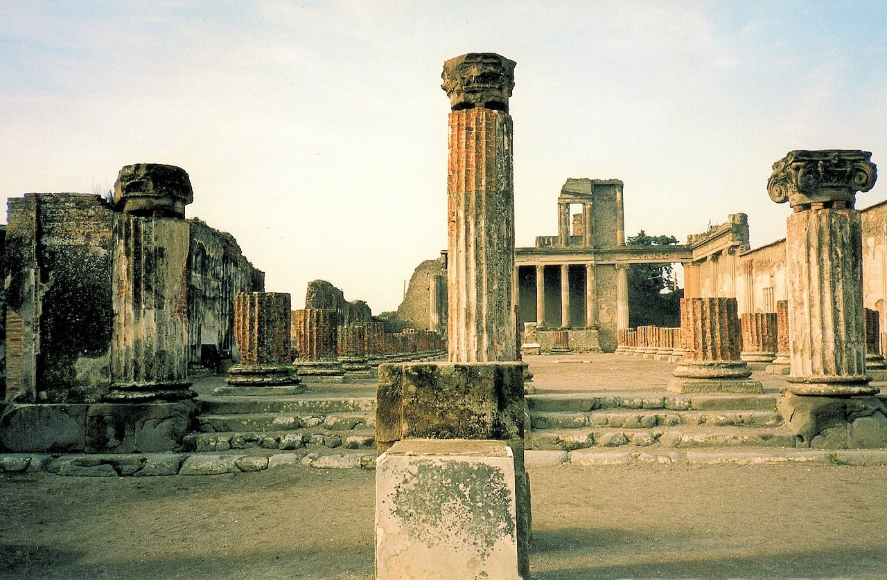 Ruines de Pompéi - @pixel1 - Pixabay