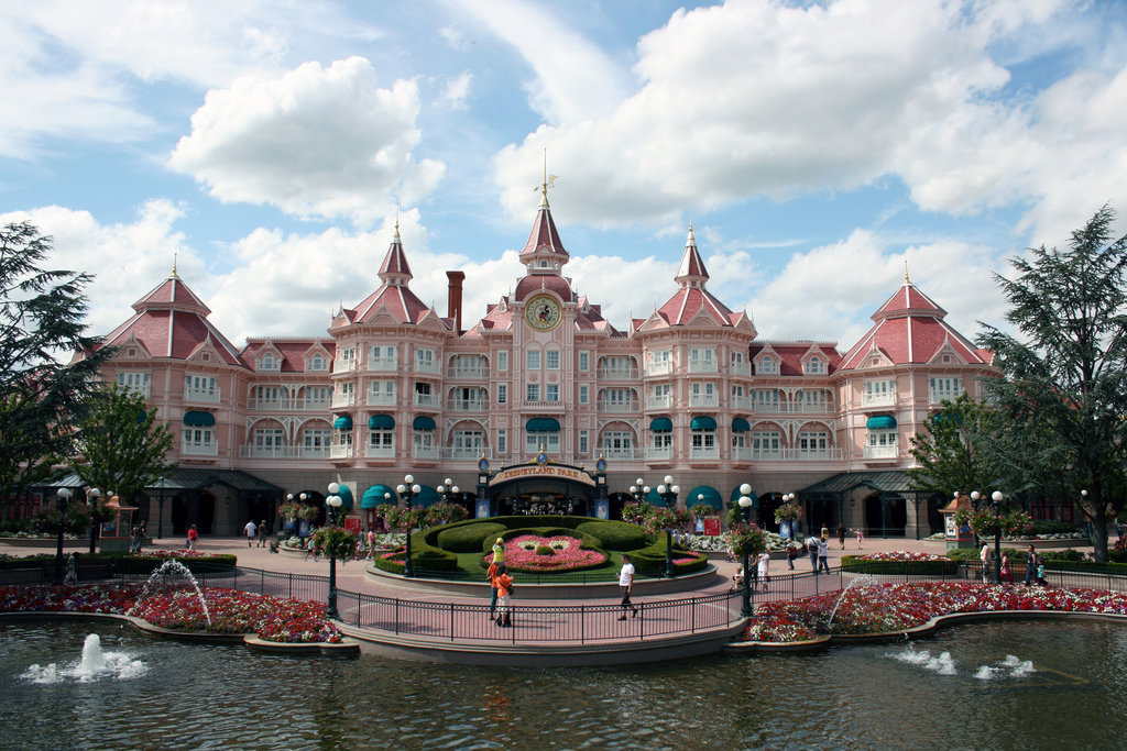 Disneyland Paris - @David Jafra - Pixabay