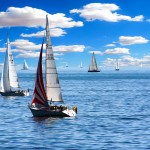 Faire de la voile sur les eaux de la mer Méditerranée - @Gellinger - Pixabay