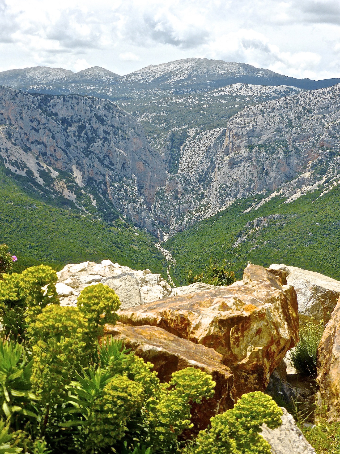 Les gorges de Su Gorropu - @MemoryCatcher - Pixabay