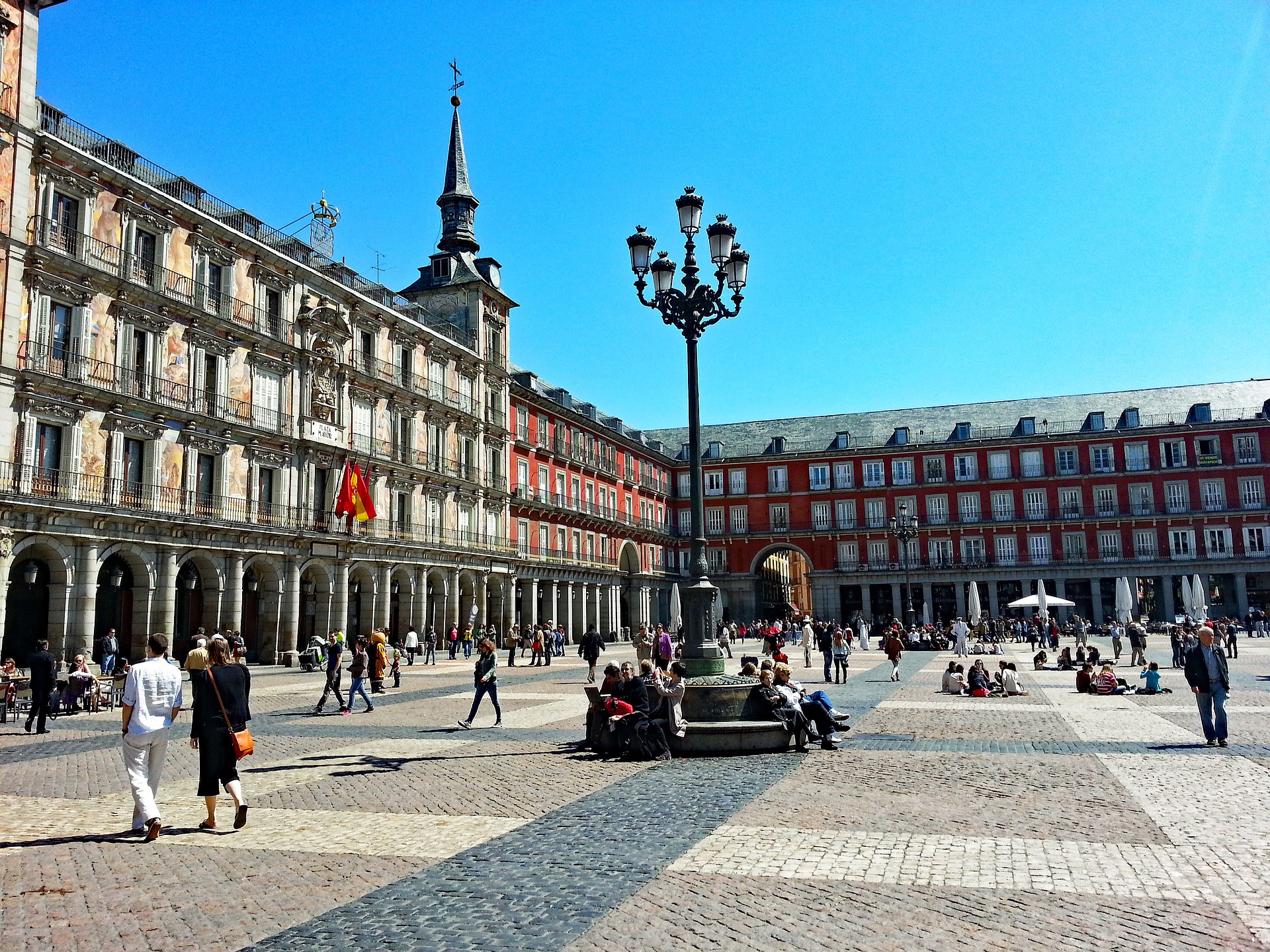 Plaza Mayor, Madrid - @lapping - Pixabay
