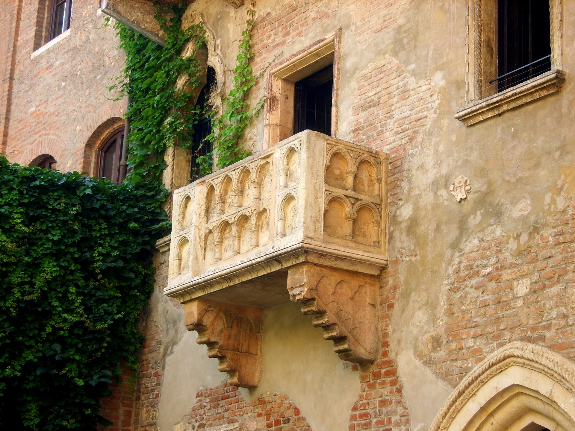 Vérone, sous le soleil d’Italie ! - plare. maison de Roméo et Juliette