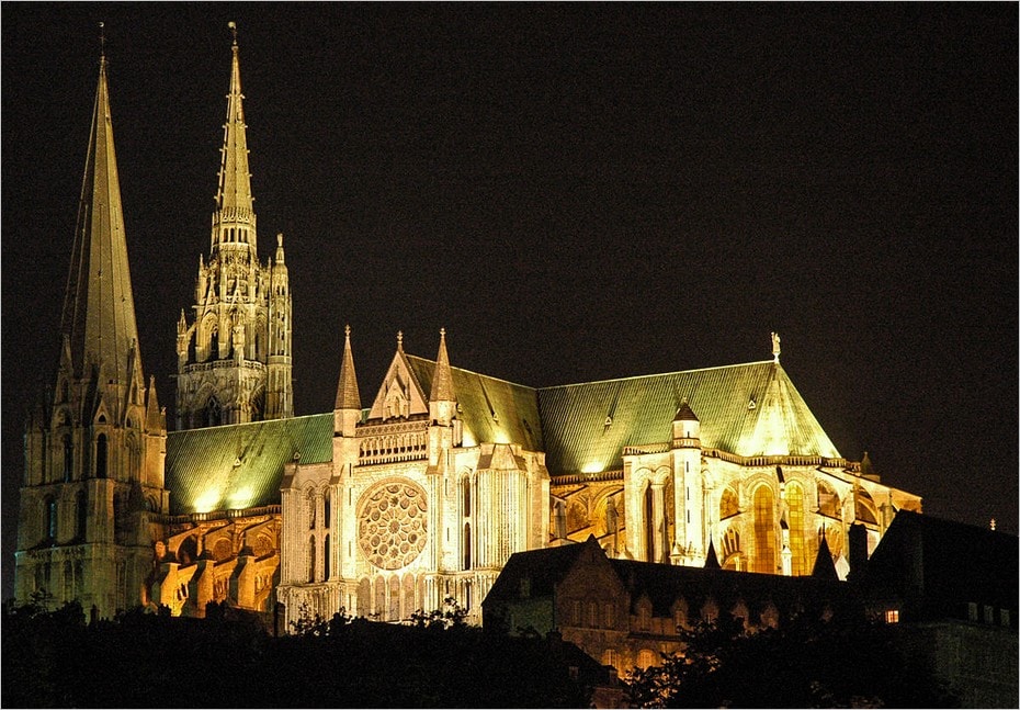 Visiter la Cathedrale de nuit chartres - Plare