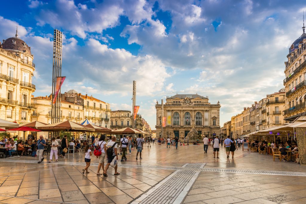 place de la Comedie - plare.