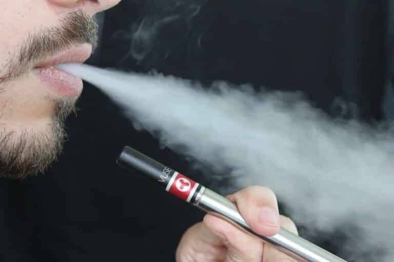 E-cigarette étape intermédiaire arrêt tabac - Plare